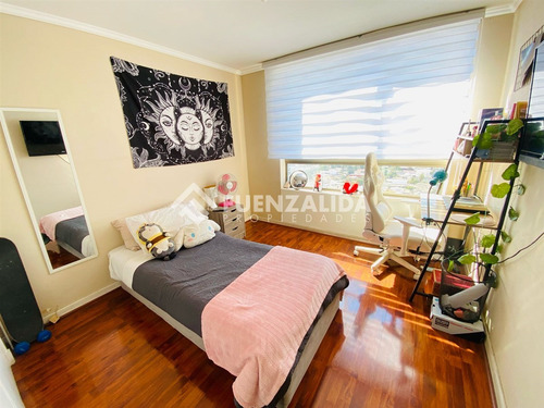 Departamento En Venta De 4 Dorm. En San Miguel