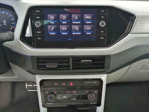 Imagen 14 de 15 de Volkswagen T-cross 2020 5p Highline L4/1.6 Aut