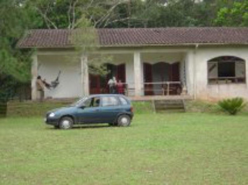 Imagem 1 de 16 de Chácara Com Casa De Caseiro, No Bairro São Fernando, Em Itanhaém, Medindo 6.200 M² De Área Total Ref: 0061/ac