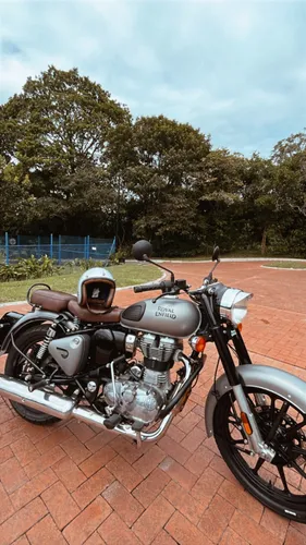 Royal Enfield Classic 2021