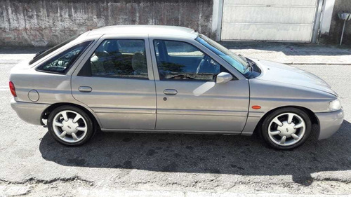 Ford Escort 1998