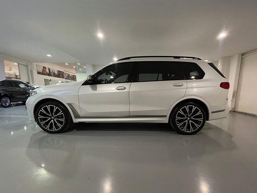 BMW X7 5p M50i V8/4.4/T Aut