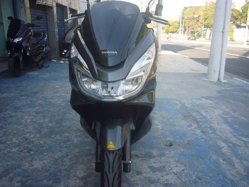 Imagem 4 de 10 de Honda Pcx 150 Cinza Ano 2017 Nova Unico Dono Troca Financia