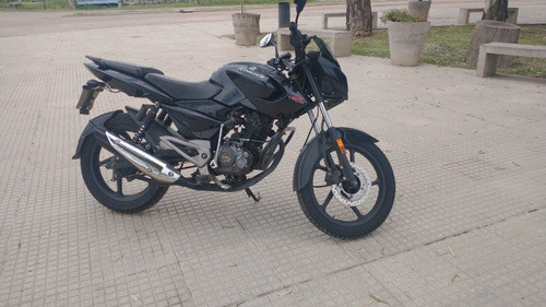 Bajaj Rouser 135 Modelo 2015