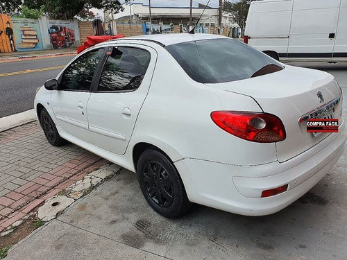 Peugeot 207 1.4 Sedan Pas Active 8v - Aceito Troca 2014