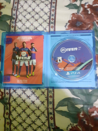 Uncharted The Nathan Drake Collection,fifa 19 ,the Division (Usado)