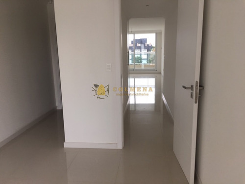Penthouse En La Mansa Con Vista Al Mar A Estrenar, Cuenta2 Parrilleros Propios,en Azotea Y A Nivel Liv/comedor. Consulte!!!!!! Se Puede Financiar.- Ref: 2051