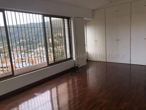 Imagen 8 de 10 de Townhouse En Venta Los Naranjos Del Cafetal Mls #22-20503 Excelente Townhouse Con Lindo Jardín Y Vista Panorámica. Ubicado En Calle Cerrada Con Vigilancia Y Distribuido En 3 Niveles.