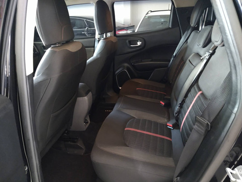 Imagem 13 de 14 de Fiat Toro 1.8 16v Evo Flex Freedom At6