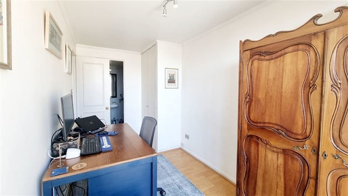 Imagen 10 de 16 de Departamento En Arriendo De 2 Dorm. En Las Condes