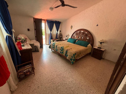 Hermosa Casa Amplia En Venta Merida, Miguel Aleman (nvc-2401)