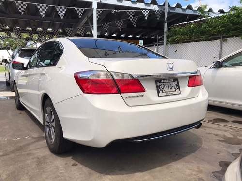 Imagen 3 de 8 de Honda Accord