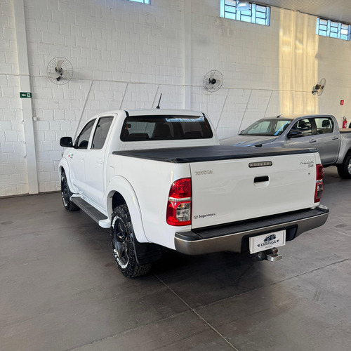 Toyota Hilux Hilux 2.7 Flex 4x2 CD SR (Aut)