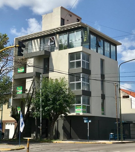 Imagen 2 de 12 de Excelente Semipiso A Estrenar De 55 M2 Con Cochera