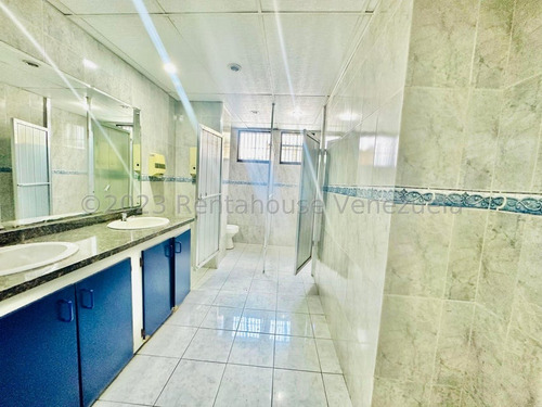 Imagen 17 de 30 de Edificio Comercial (3 Niveles) Alquiler Chacao Mls-23-30286