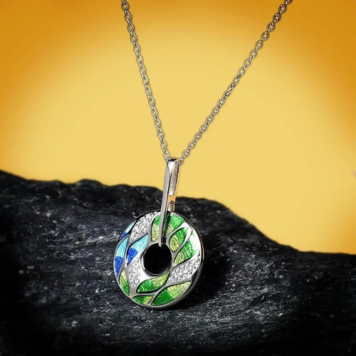Imagen 5 de 9 de Collar Plata Mujer Dije Redondo Esmaltado Circonias Regalo