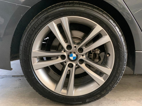 Imagen 13 de 14 de Bmw 330i Sport