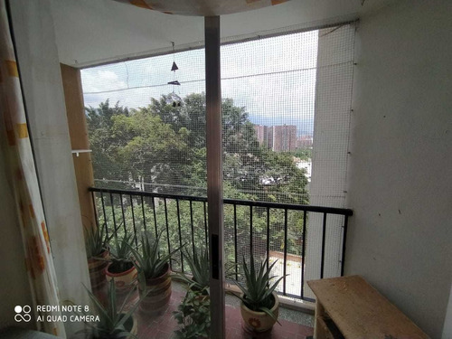 Imagen 3 de 10 de Vendo Hermoso Apartamento Al Lado Del Exito De Robledo