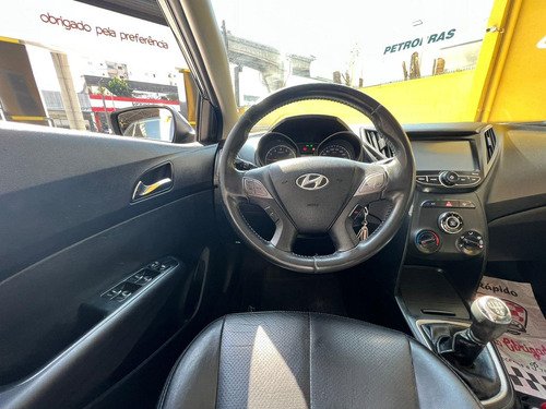 Imagem 8 de 13 de Hyundai Hb20s 1.6 Premium Flex Manual