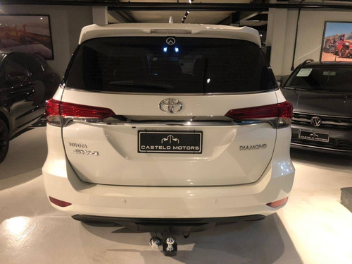 Imagem 5 de 9 de Toyota Hilux Sw4 2.8 Srx Diamond 4x4 7 Lugares 16v Turbo