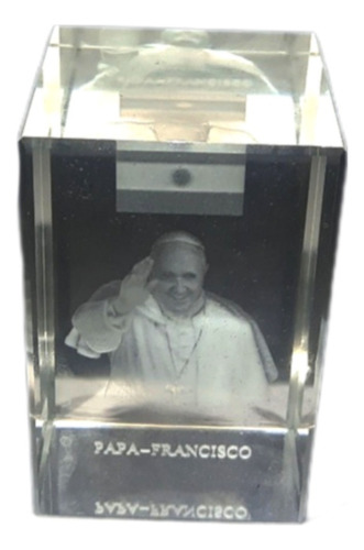 Escultura Papa Francisco Prisma Cristal