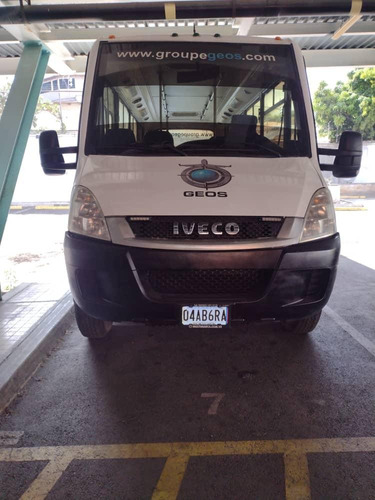 Autobus Iveco Año 2013 