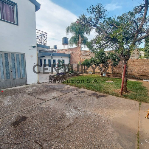Imagen 6 de 16 de Casa 3 Dormitorios Con Cochera Y Patio En Barrio Residencial
