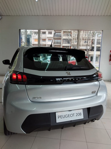 Imagen 13 de 16 de Peugeot 208 1.6l Feline Tiptronic