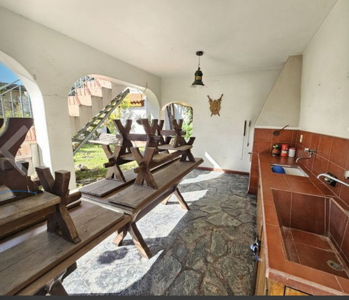 Casa Chalet 4 Amb + 2 Amb En Venta El Palomar