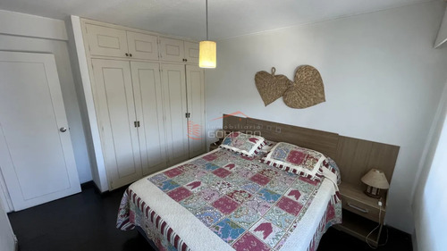 Alquiler Y Venta - Apartamento De 3 Dormitorios Y Garage En Edificio Frente Al Mar