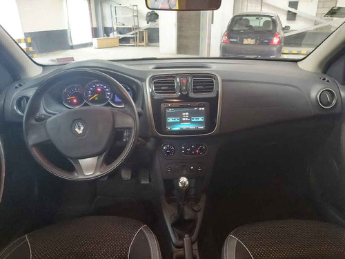 Imagen 13 de 14 de Renault Stepway 2017 5p Dynamique L4/1.6 Man