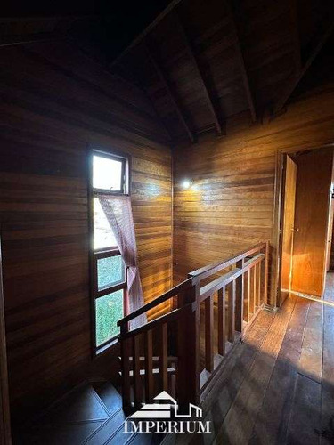 Oportunidad Hermosa Cabaña Con Gran Terreno En Avenida Lezica