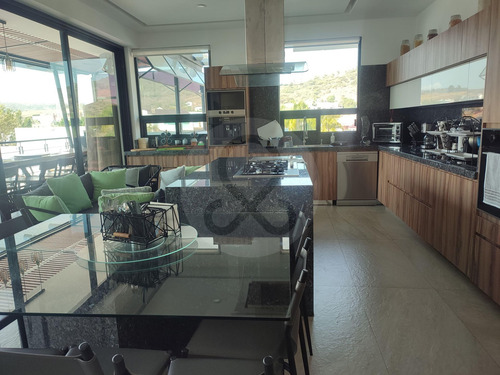 Casa En Condominio En Venta En Ixtapan De La Sal