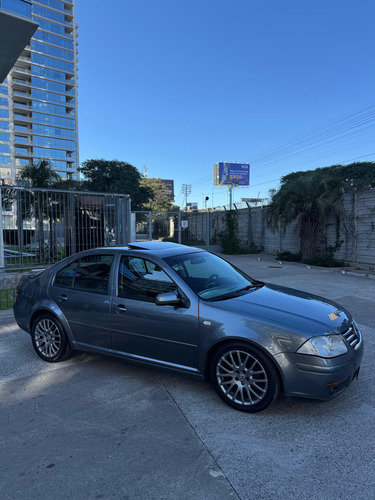 Volkswagen Bora 1.8 Highline T 180cv Cuero