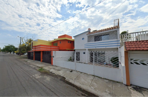 Casa En Venta Av. Paseo Floresta Pte. Floresta Veracruz/ Recuperacion Bancaria Laab2