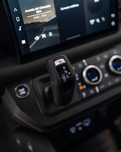 Land Rover Defender Hse Xdynimic Plug In Hybrid