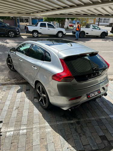 Volvo V40 2.0 T5 R-design Aut. 5p