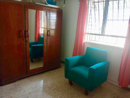 Imagen 7 de 14 de Excelente Apartamento Semi Amoblado En San José