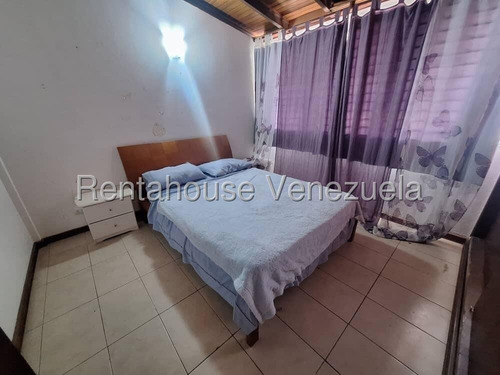 Casa En Venta, Colinas De Bello Monte #25-10203