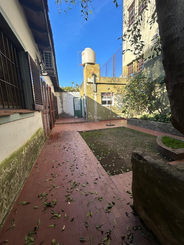 Casa 4 Ambientes En Ciudad Jardin En Venta