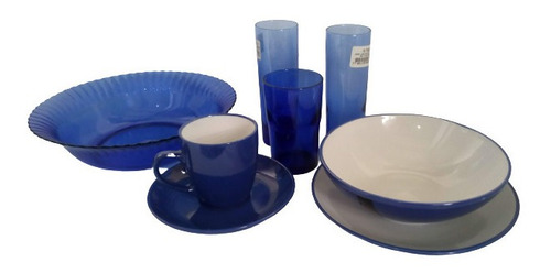 Imagen 1 de 3 de Juego De Platos Y Vasos Azul Pequeño
