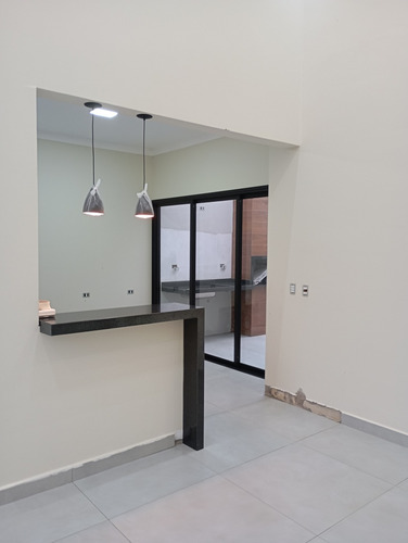 Casa De 3 Quartos, Fino Acabamento, Área Gourmet, Suite E Lavabo A Venda No Condomínio Village Moutonee Em Salto/sp.