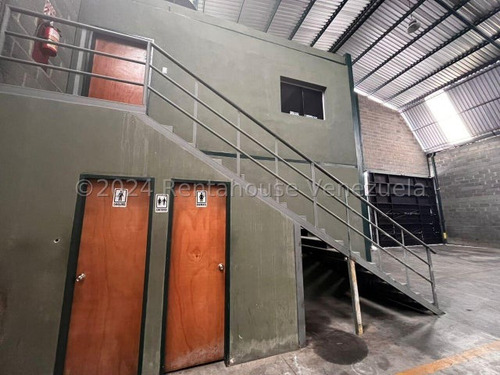 Francisco Rojas Norscia Rentahouse Alquila, Amplio Galpon Comercial En Zona Industrial Ii De Barquisimeto, Ideal Para Tu Empresa Del Ramo Comercial, 2 4 - 1 9 2 5 0, Llama Ya E Invierte Con Nosotros!!