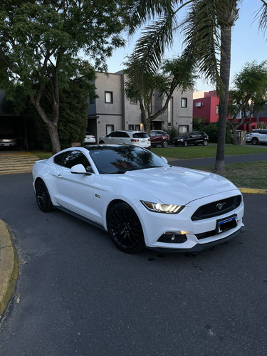 Ford Mustang 5.0 Gt 421cv