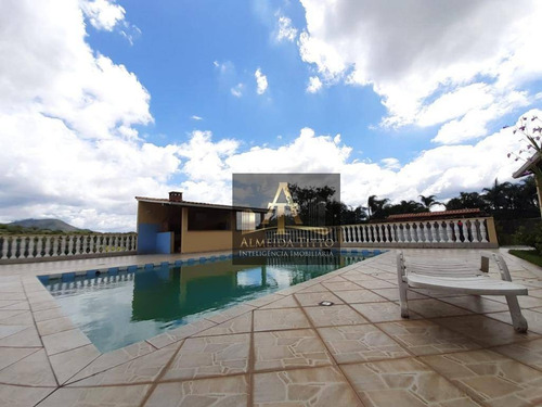 Excelente Chácara À Venda Em Santana De Parnaíba. Com 3 Dormitórios, Churrasqueira E Piscina. - Ch0023