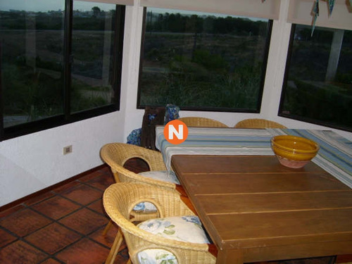Casa En Venta Y Alquiler, El Chorro, Manantiales, 3 Dormitorios.- Ref: 206431