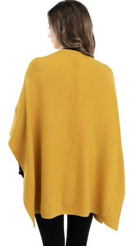 Imagen 2 de 8 de Poncho Capa Cerrado Tejido Fino Suave Estrech Boton Elegante