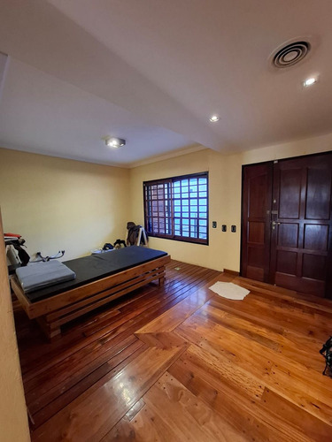 Venta Casa -pileta-5 Amb-pileta-cochera-quincho.