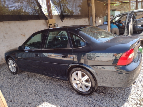 Imagem 2 de 4 de Chevrolet Vectra 2002 2.2 Challenge 4p