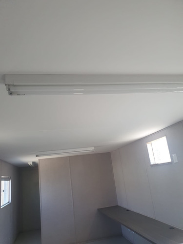 Caseta Camper Remolque Traila Oficina Móvil 2 Privados Y Wc